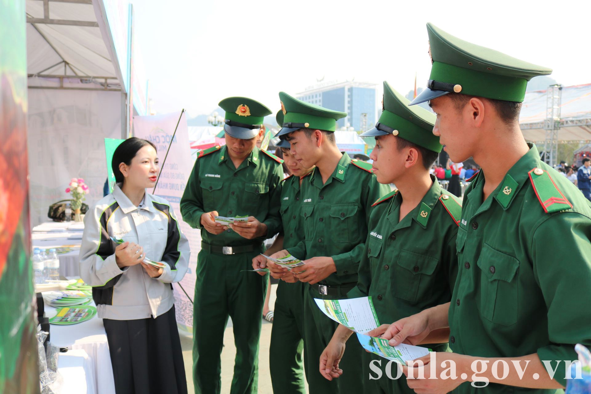 anh tin bai